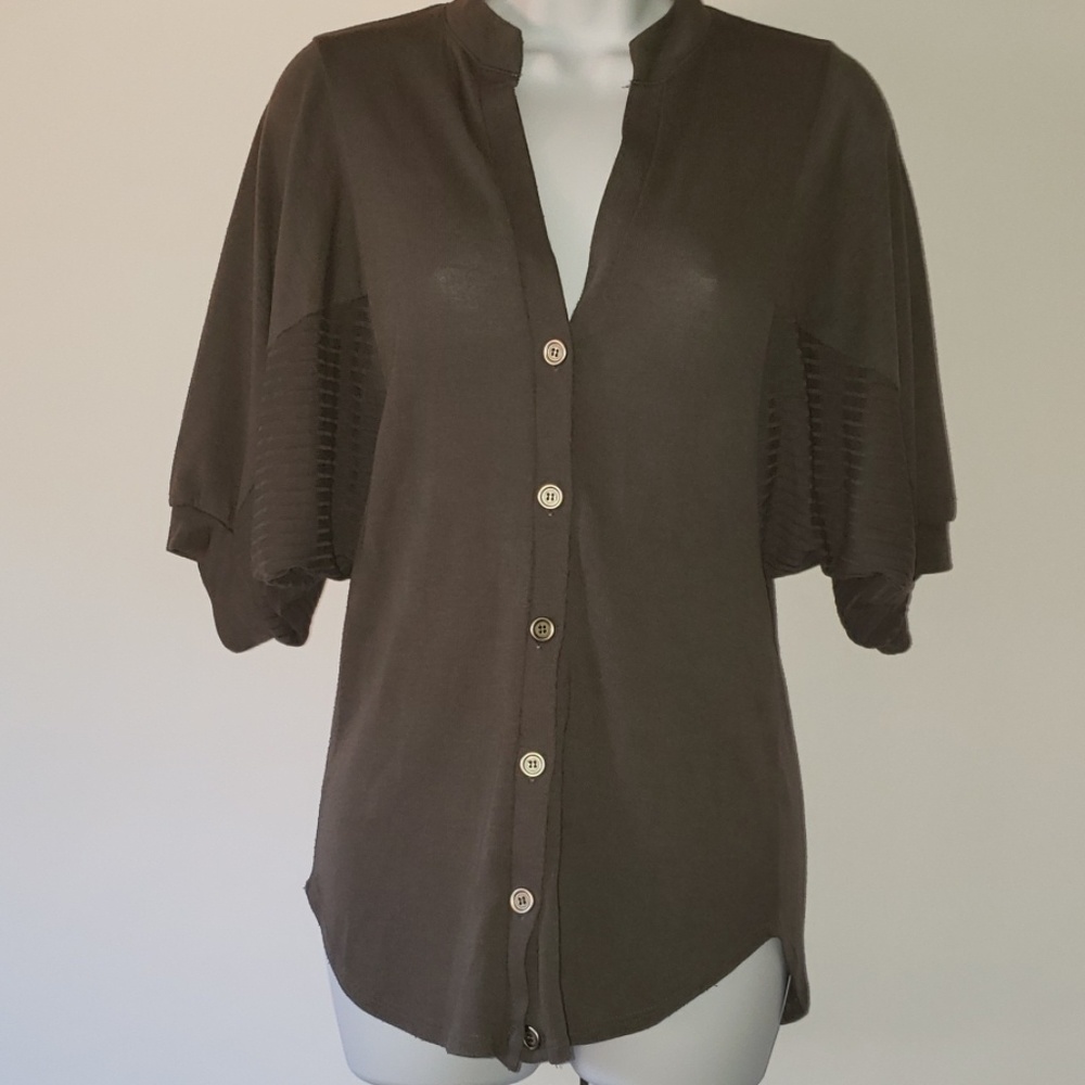 Grey Button-Up Flowy Short Sleeved Cardigan